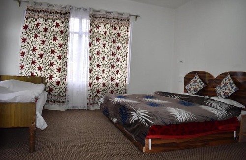 Laripora House | White valley Resort Pahalgam