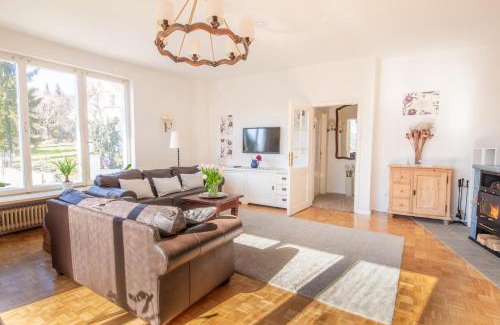 Baden Apartment | White Villa