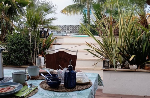 Bornos House | White village house with swimming pool in a quiet street in the center of town.