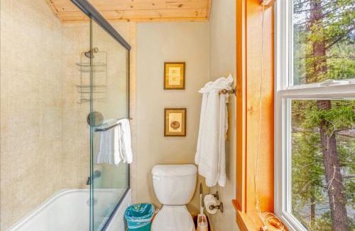 Leavenworth House | White Water Lodge