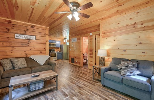 Logan Cabin | White Wolf Lodge by The Inn & Spa at Cedar Falls