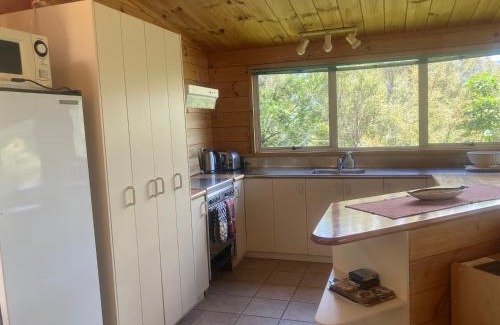 Ngaio Bay House | Whitebait Point