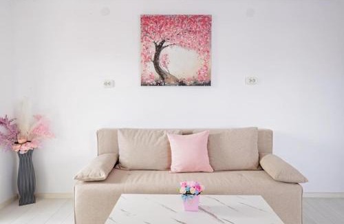 Vranyantsi Apartment | WhiteBoxApartment