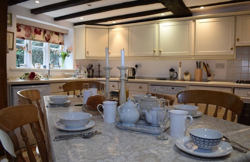 Rye House | Whitefriars is a family & dog friendly holiday home, sleeping 8 guests in Rye