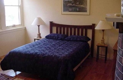 Queenscliff House | Whitehall Q for groups of 10-75, private & exclusive use of the whole building!