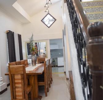 Bais City Apartment | Whitehaus BnB