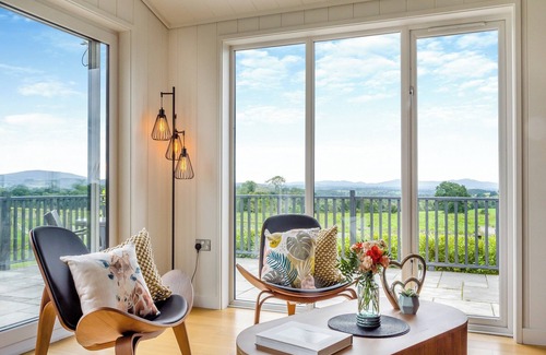 Wing Cottage | Whitehill Lodge - UK47194