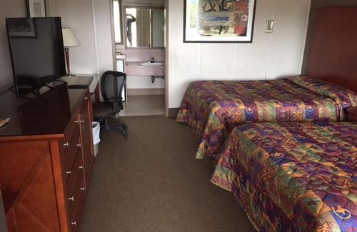 Southside Hotel | Whitemud Inn Edmonton South