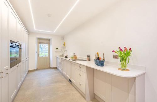 Trawden House | Whiteoak Cottage