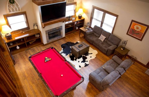 Mentone Cabin | Whitetail Ridge!Hot Tub l Pool Table l Ping Pong