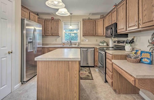 New Cumberland House | ‘Whitetail Ridge’ New Cumberland Home with Yard!