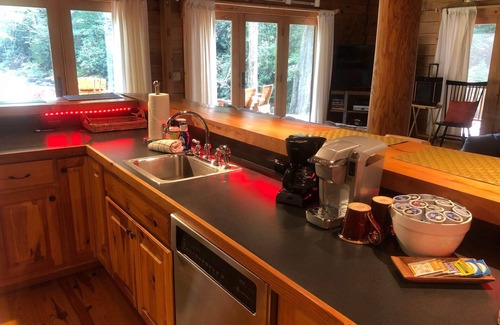 Highlands House | Whitewater Mountain Cabin on the Cullasaja River