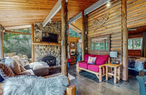 Gold Bar House | Whitewater Serenity Cabin