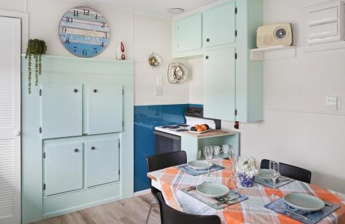 Whitianga House | Whitianga Blue Bach - Location Location Location!