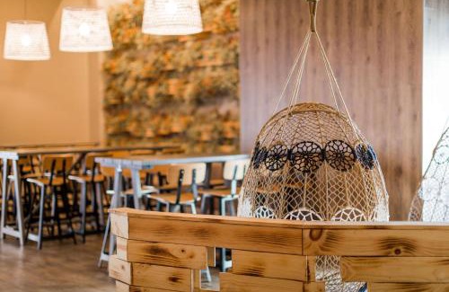Downtown Reno Hotel | Whitney Peak Hotel Reno, Tapestry Collection by Hilton