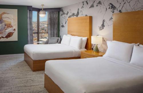 Downtown Reno Hotel | Whitney Peak Hotel Reno, Tapestry Collection by Hilton