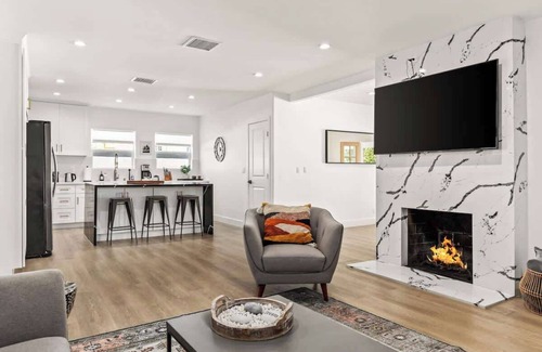 Valley Village House | Whitsett Escape Summa