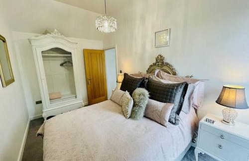Whitstable House | Whitstable - Salt Yard Cottage 4