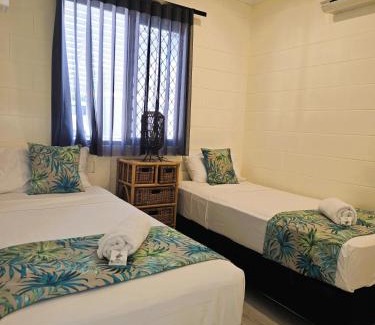 Cannonvale Apartment | Whitsunday Waterfront Apartments