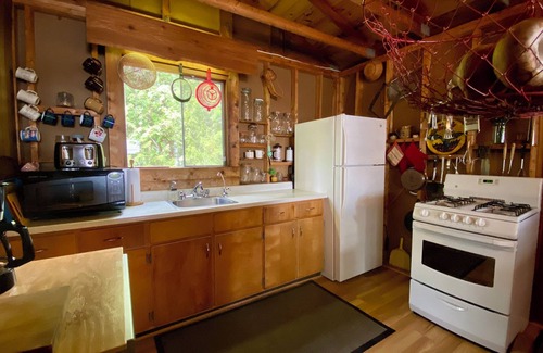 Gravenhurst Cottage | Whitt Island cottage on Lake Muskoka