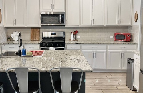 Austin House | Whole home! 3BR/2BA Family-Friendly Rental Near Austin Airport–Great Amenities!