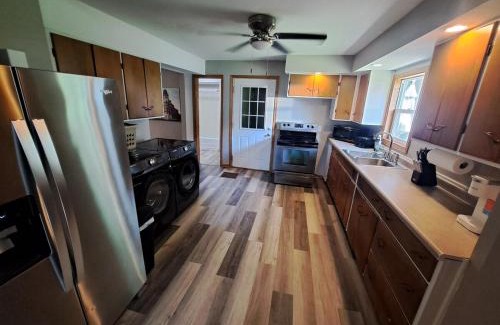 Dubuque House | Whole Home by Heritage Trail