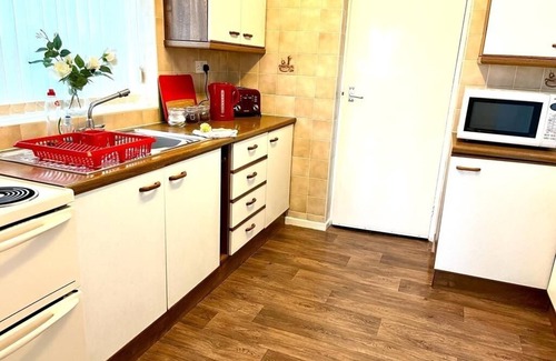 Irlam House | Whole house, 3 bedrooms, sleeps 5 people