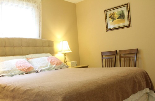 Rockville House | Whole house, 3 Beds, 1 Bath, Walk to Redline Rockville Metro Station