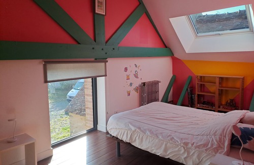 Mezieres-sur-Ponthouin Other | Whole house 6 bedrooms 13 sleeps and more