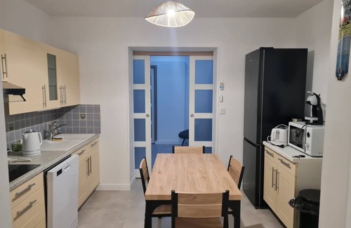 Roye House | Whole house: accommodation - Roye, France