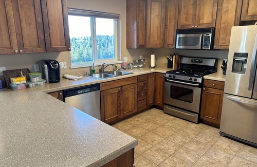 Anchor Point House | Whole house, Stariski Creek, BEAUTIFUL view!