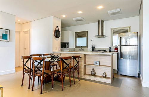 Jurere Apartment | WI-FI 200MB | 350m from Jurerê Beach #JA11