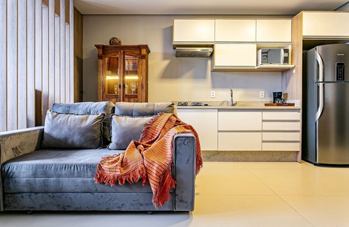 Centro Apartment | WI-FI 200MB | Foodhall | 450m from Shopping #CA25