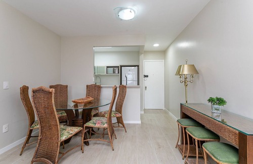 Centro Apartment | WI-FI 300mb | Partial SEA view #CA57
