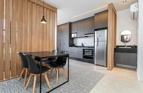 Santa Monica Apartment | WI-FI 300MB | Studio | Estação Santa Mônica #SM110