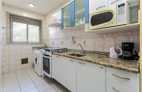 Jurere Apartment | WI-FI 350MB | 350m from Jurerê Beach #JA20