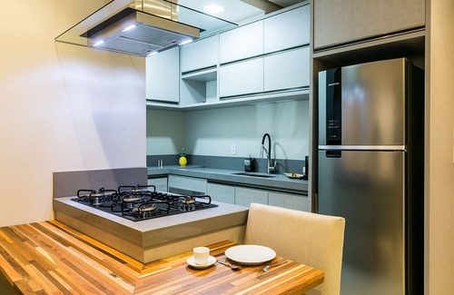 Centro Apartment | WI-FI 350MB | Foodhall | 450m from Shopping #CA03