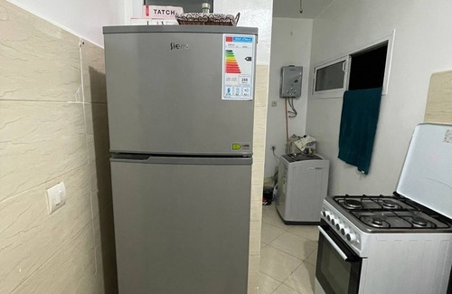 Khemisset Apartment | Wi-Fi + Free Parking + Amazon Prime & Netflix + Full Kitchen + Washing Machine
