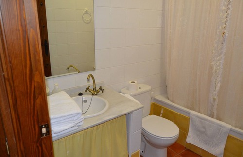 Moriles Cottage | Wide cortijo-lagar, located in the geographical center of Andalusia.