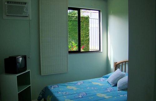 Caieira Apartment | Wide Fit Comfortable 3 bedrooms Air Conditioning Living Room / Rooms Swimming Pool Sauna Pier