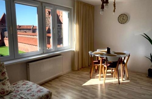 Malbork Apartment | Widok Zamku o poranku