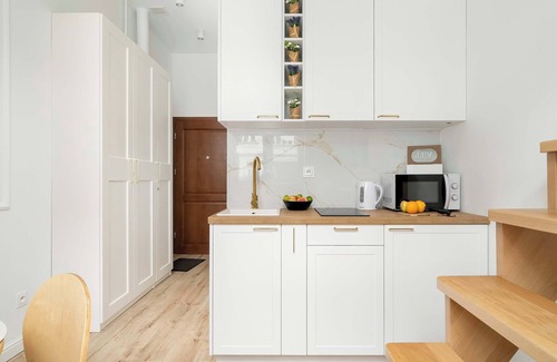 Wilda Apartment | Wierzbięcice 31B | Cozy Studio for 4 | Smart TV