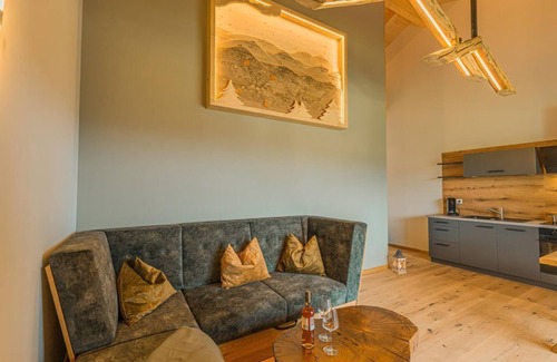 Seiffen Apartment | WIESENHEISL, BEEHIVE - ERZALM