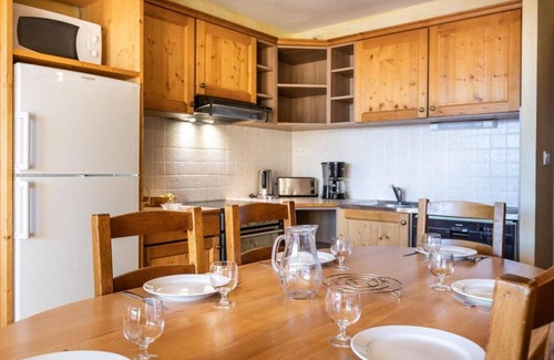 Les Eucherts Apartment | Wifi, 150m from shops, swimming pool, sauna, hammam, balcony, tv, ski locker, 68m², La Rosière