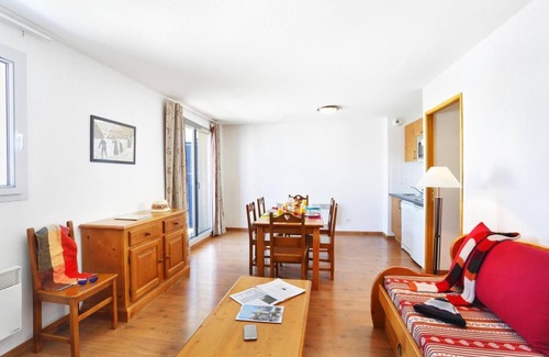 Germ Apartment | Wifi, 50m from shops, fitness, swimming pool, sauna, balcony, parking, ski locker, 55m², Peyragudes