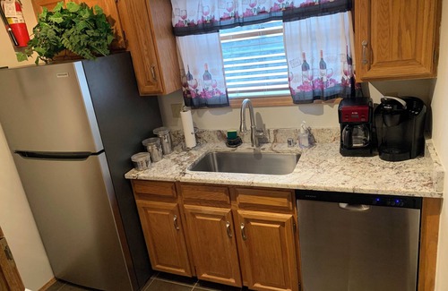 Angel Fire Condo | WiFi.Clean & Updated 2 Bedroom, 2 Bath w/Smart TV’s, travel locker