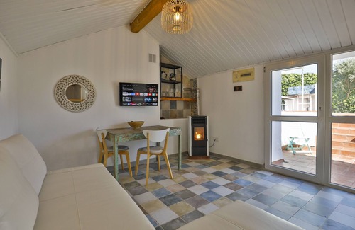 Tarifa Cottage | WIFI Sea Side Romantic Nest