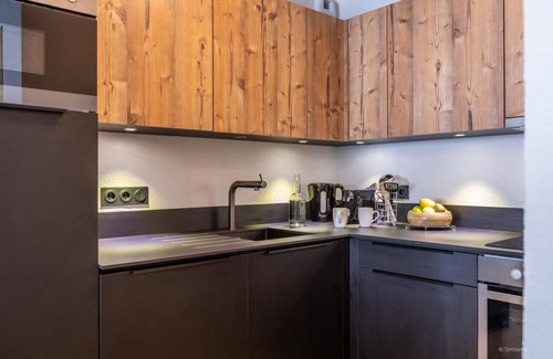 Montalbert Apartment | Wifi, swimming pool, sauna, hammam, balcony, parking, ski locker, 68-90m², Montalbert