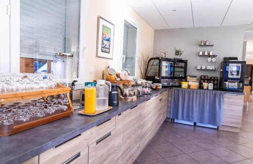 Ax-les-Thermes Apartment | Wifi, terrace, balcony, parking, tv, ski locker, 23m², Ax-Les-Thermes