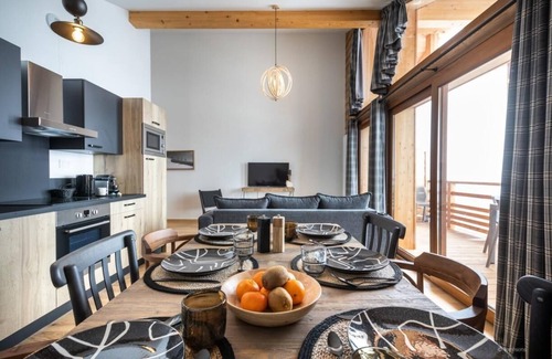 Hauteluce Apartment | Wifi, view mountain, balcony, parking, tv, ski locker, 74-78m², Les Saisies
